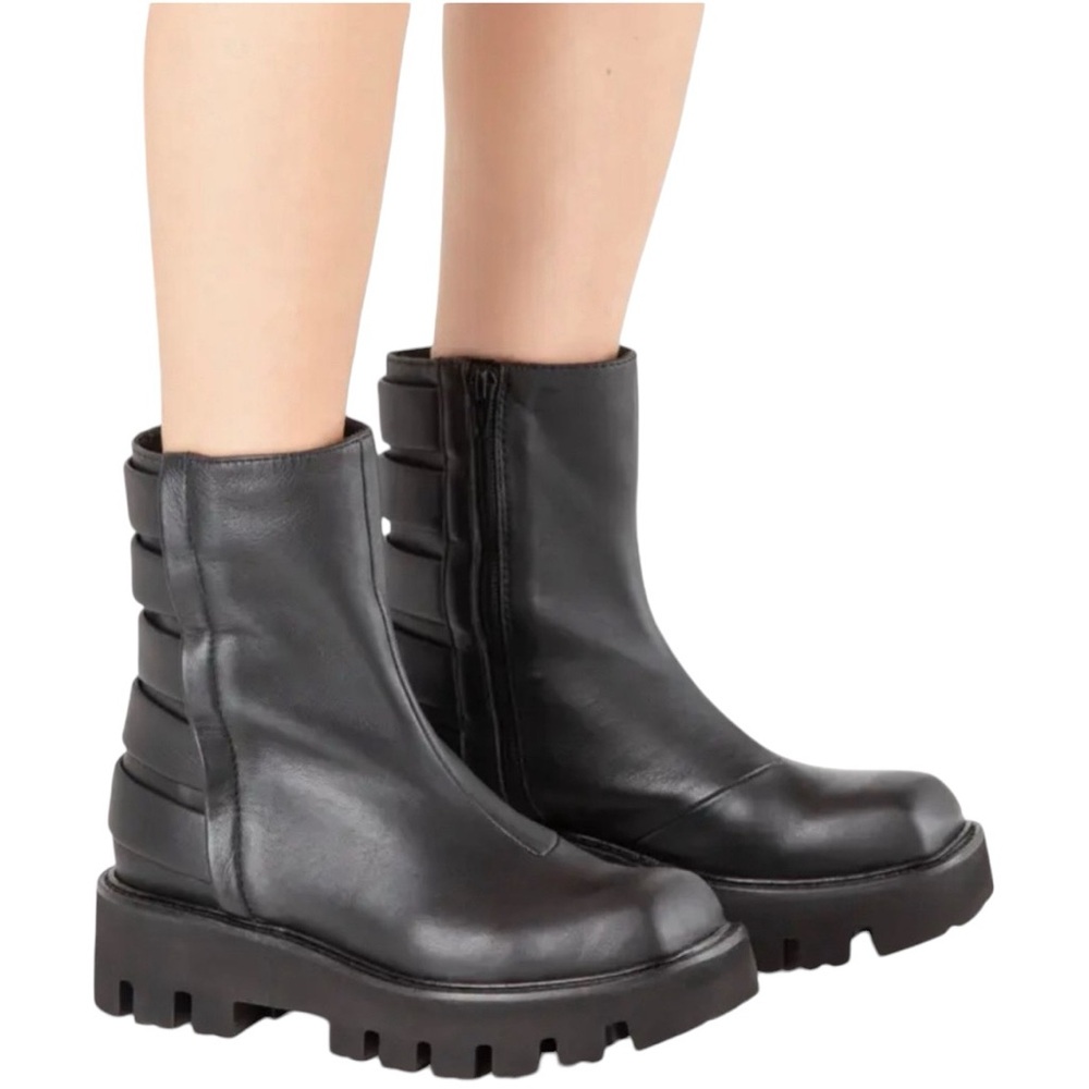 Paloma Barceló Becca Napasoft Black Leather Lug Sole Boots EU 38 US 7.5 NIB